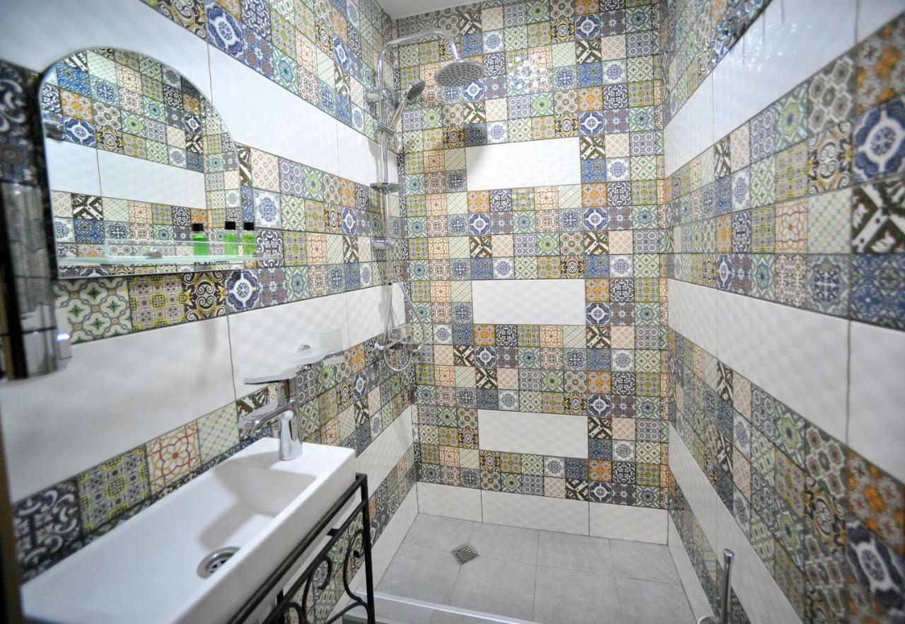 Baoma Hotel ティビリシ エクステリア 写真